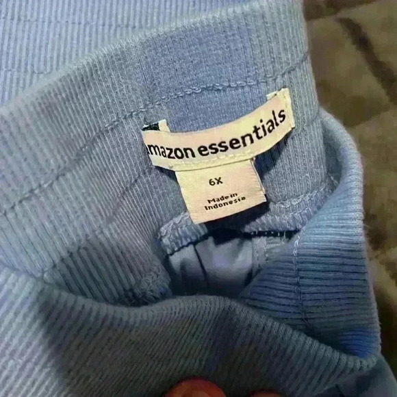 Amazon Essentials Plus Size Slim Fit Jogger Scrub Pant, Cornflower Blue - Picture 3 of 4